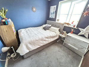 Bedroom- click for photo gallery